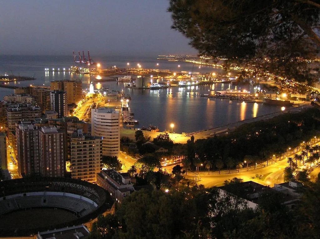 Apartamentos Ballesteros Malaga